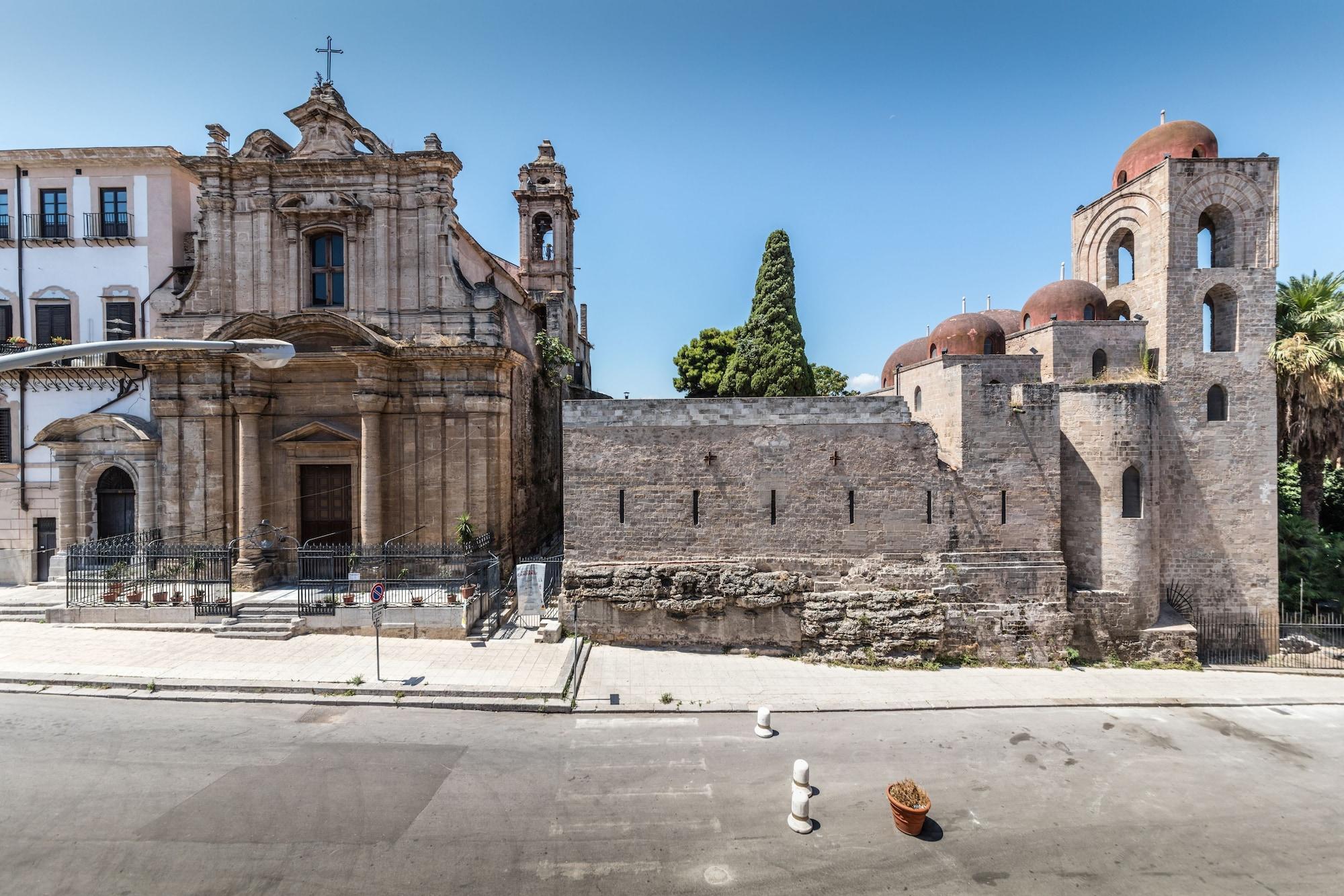 Camplus Palermo Normanni - Casa Per Ferie المظهر الخارجي الصورة
